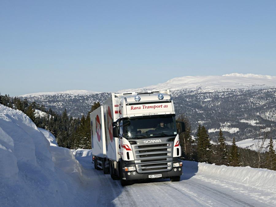  Scania R580 6x2 Topline 2004 года  (фото 2 из 3)